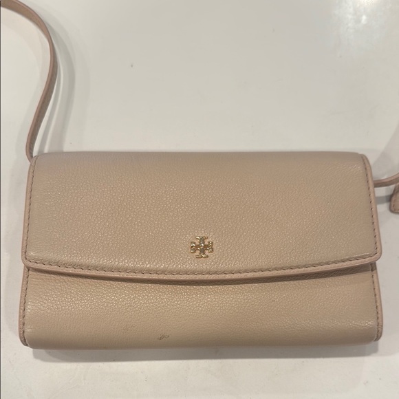Tory Burch Handbags - Tory Burch Blush Crossbody Bag